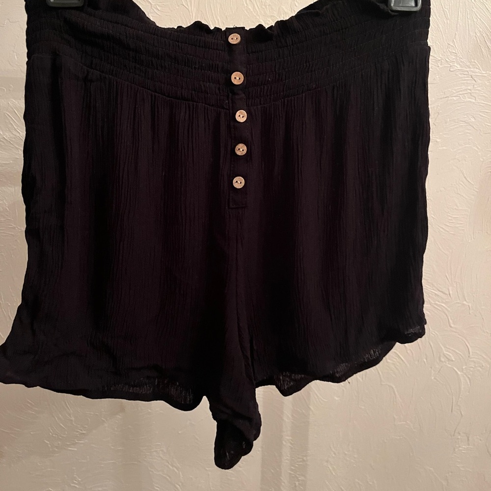 Super high rise button detail soft shorts